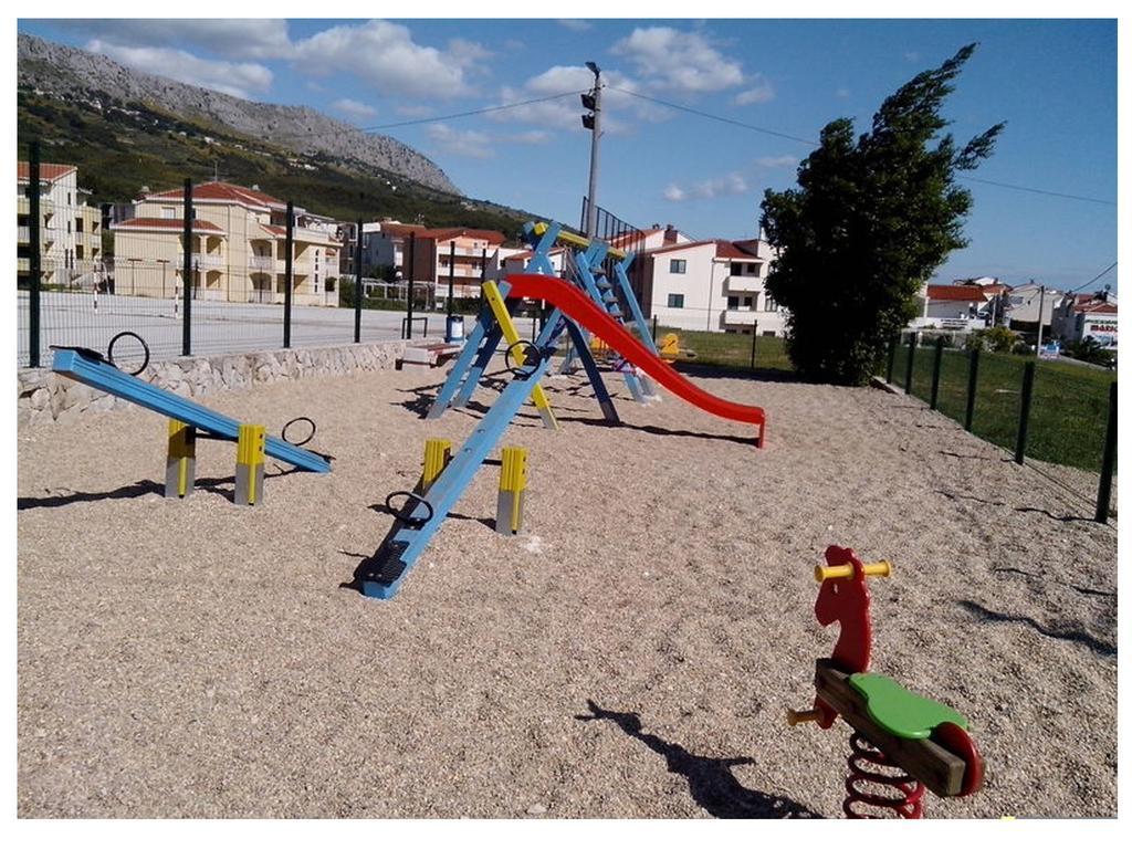 Apartments Vukovic Podstrana Esterno foto